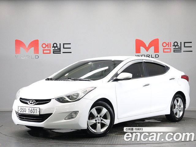 Hyundai AVANTE 2013