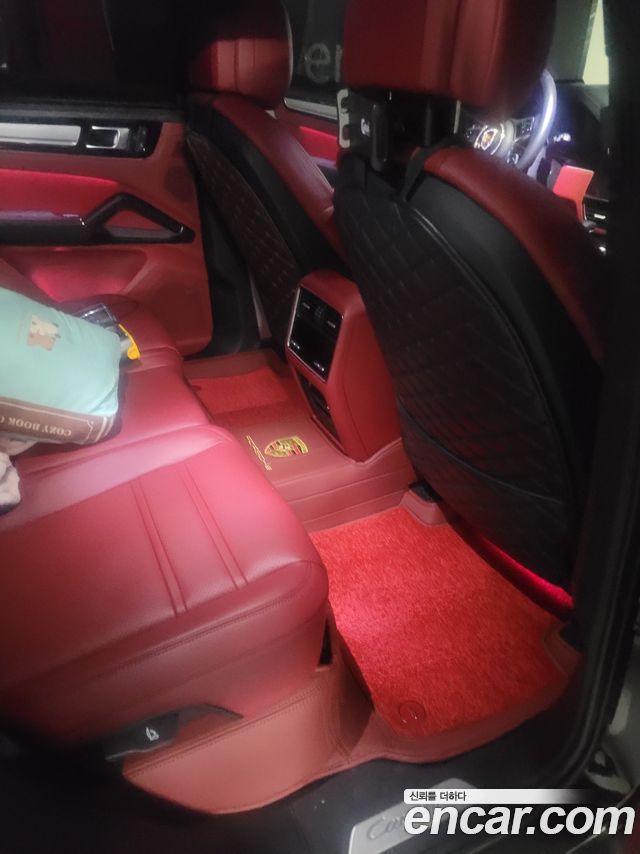 Porsche Cayenne 2023