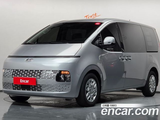 Hyundai Staria 2023
