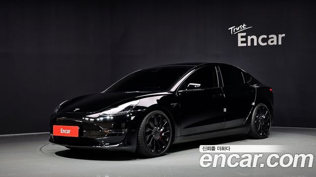 Tesla Model 3 2022