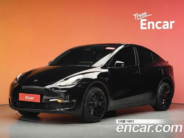 Tesla Model Y 2022