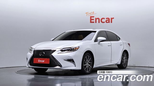 Lexus ES 2017