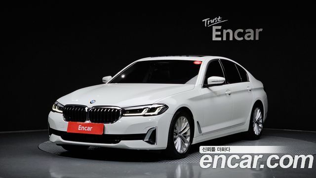 BMW 5-Series 2022