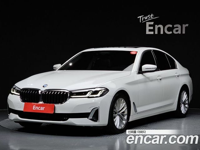 BMW 5-Series 2022