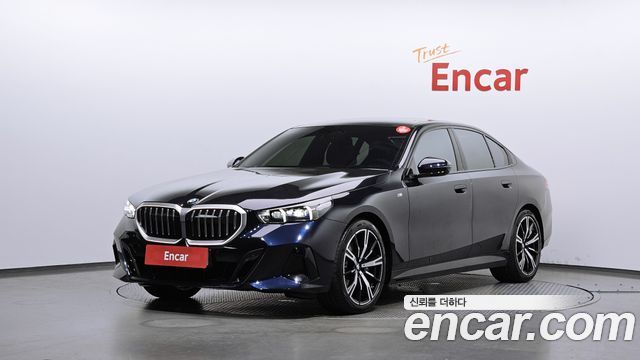 BMW 5-Series 2025