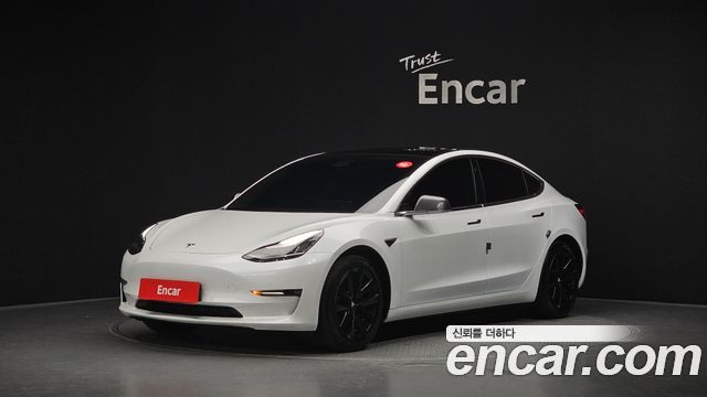Tesla Model 3 2020