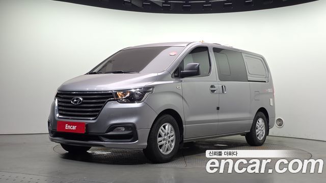 Hyundai Starex 2018