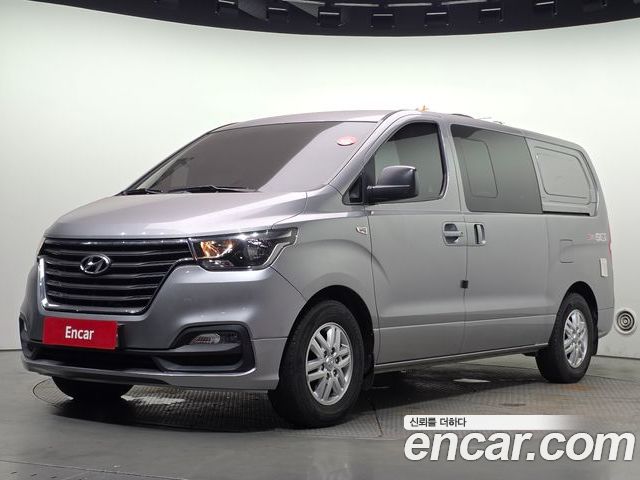 Hyundai Starex 2018