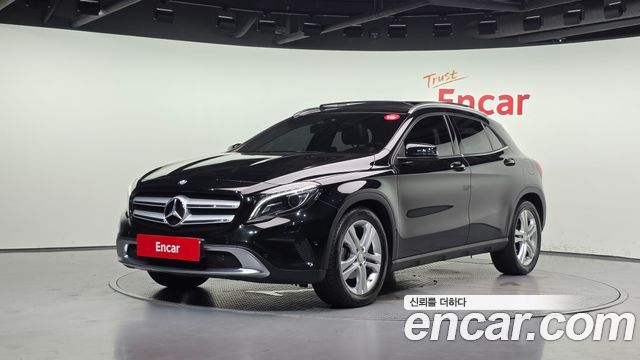Mercedes-Benz GLA-Class 2016