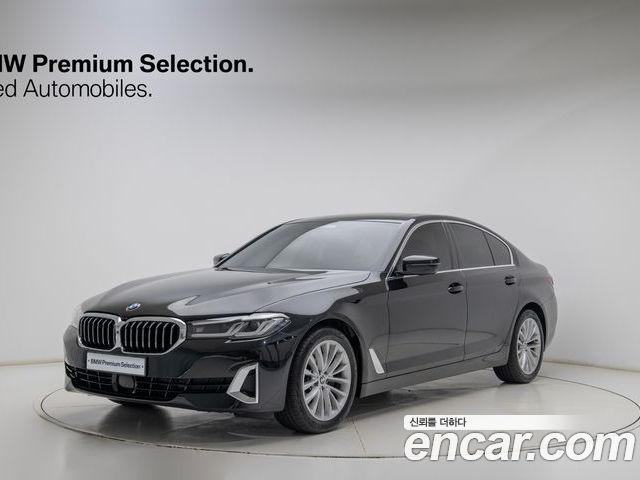 BMW 5-Series 2023