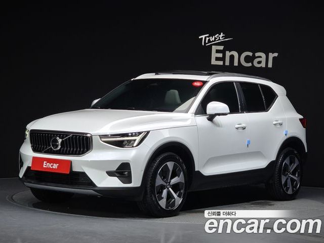 Volvo XC40 2023