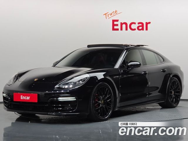 Porsche Panamera 2020