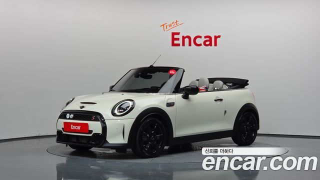 Mini Cooper Convertible 2022