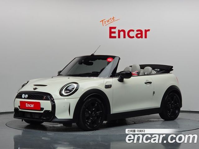 Mini Cooper Convertible 2022