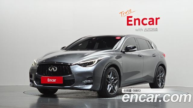 Infiniti Q30 2017