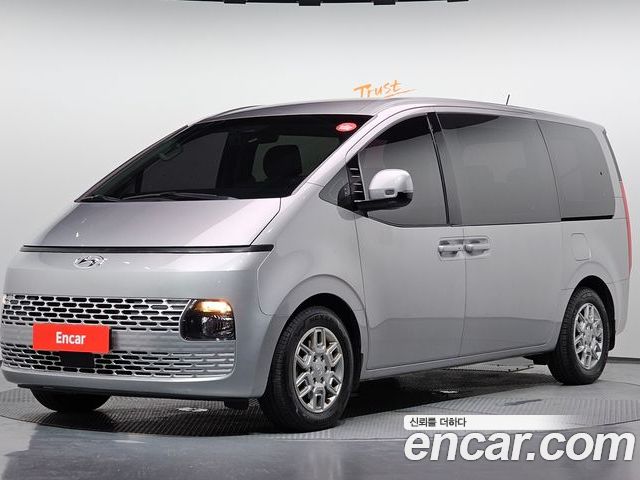 Hyundai Staria 2021
