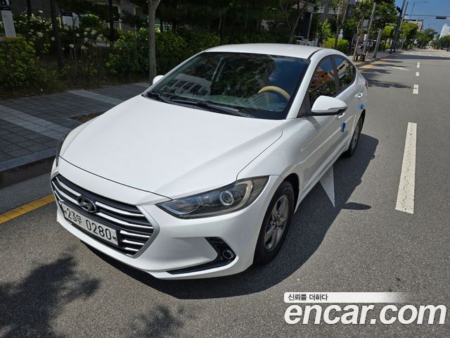 Hyundai AVANTE 2015