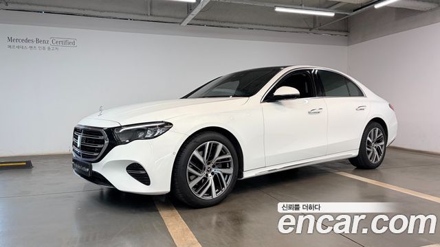 Mercedes-Benz E-Class 2024