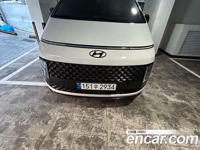 Hyundai Staria 2022