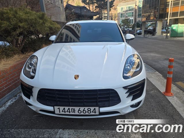 Porsche Macan 2015