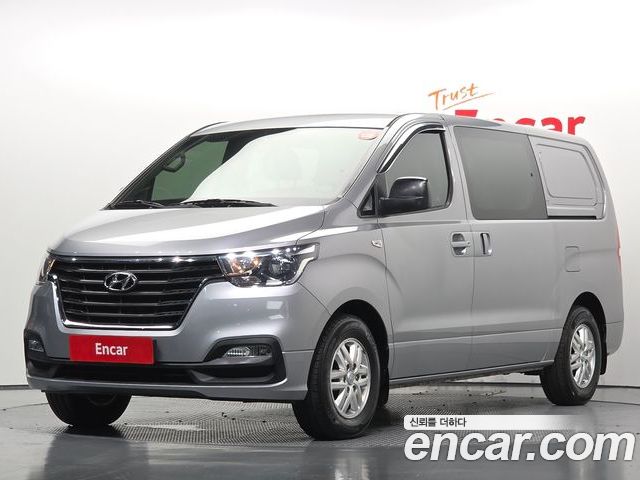Hyundai Starex 2018