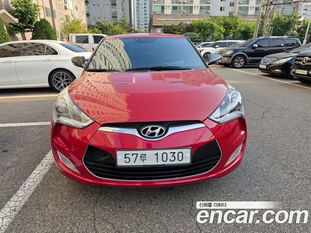Hyundai Veloster 2011