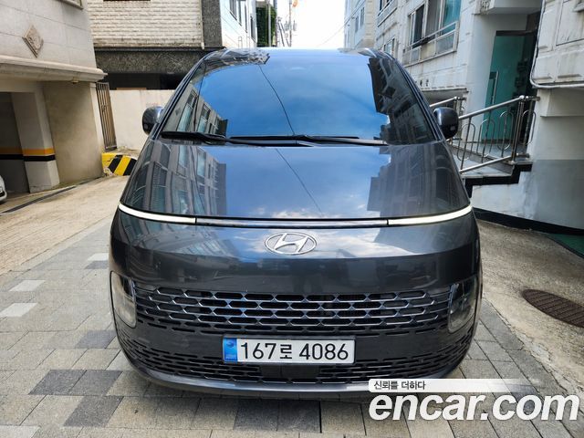 Hyundai Staria 2021