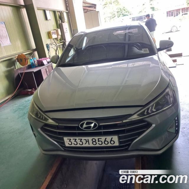 Hyundai AVANTE 2019