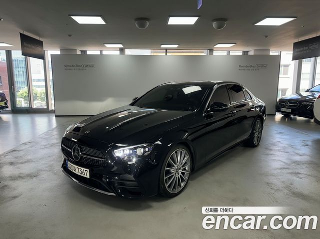 Mercedes-Benz E-Class 2022