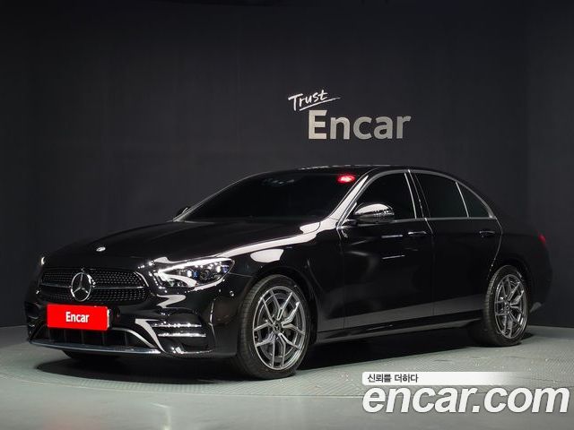 Mercedes-Benz E-Class 2023