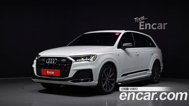Audi Q7 2021