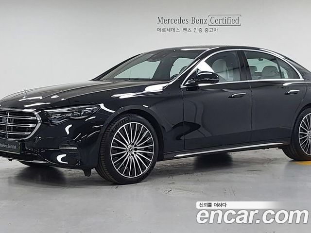 Mercedes-Benz E-Class 2025