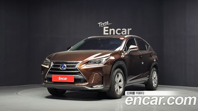 Lexus NX 2016