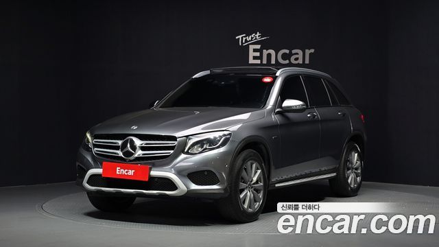 Mercedes-Benz GLC-Class 2019