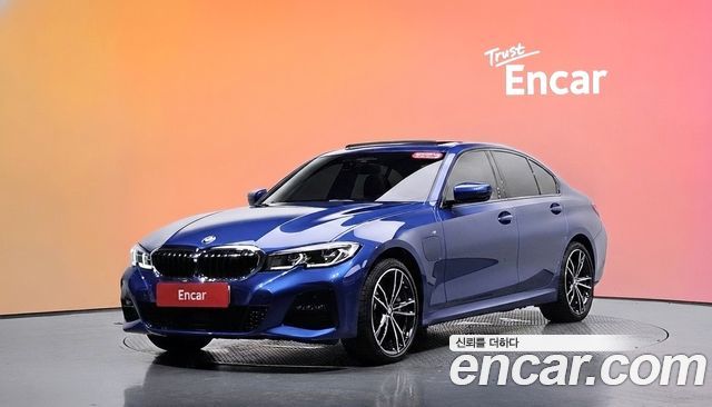 BMW 3-Series 2021