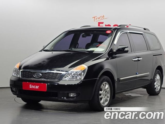 Kia Canival 2011