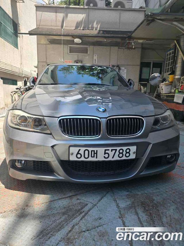 BMW 3-Series 2010