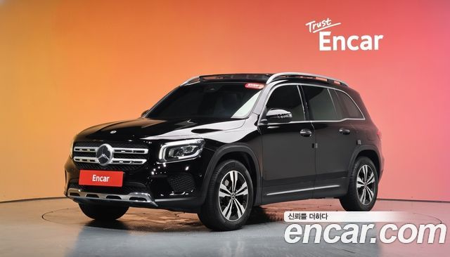 Mercedes-Benz GLB-Class 2021