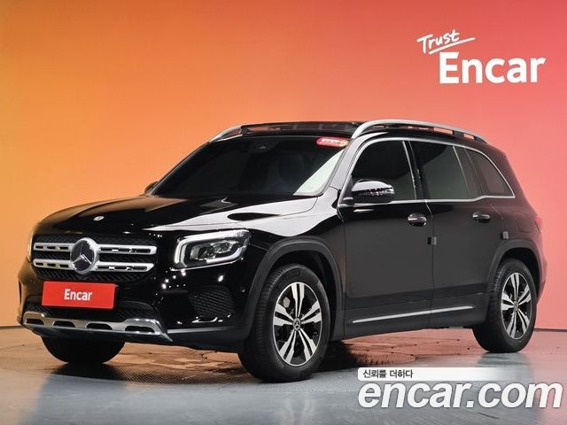 Mercedes-Benz GLB-Class 2021