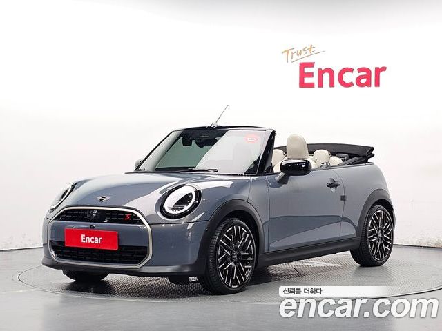 Mini Cooper Convertible 2025