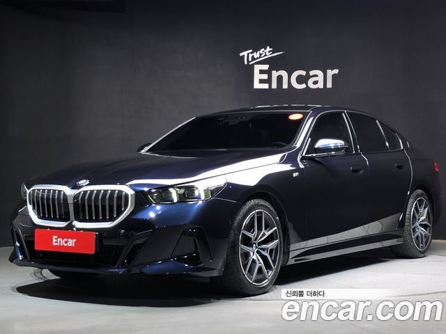 BMW 5-Series 2025