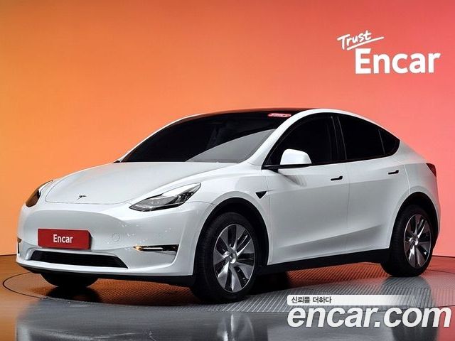 Tesla Model Y 2022