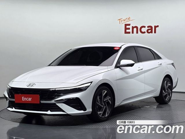 Hyundai AVANTE 2025