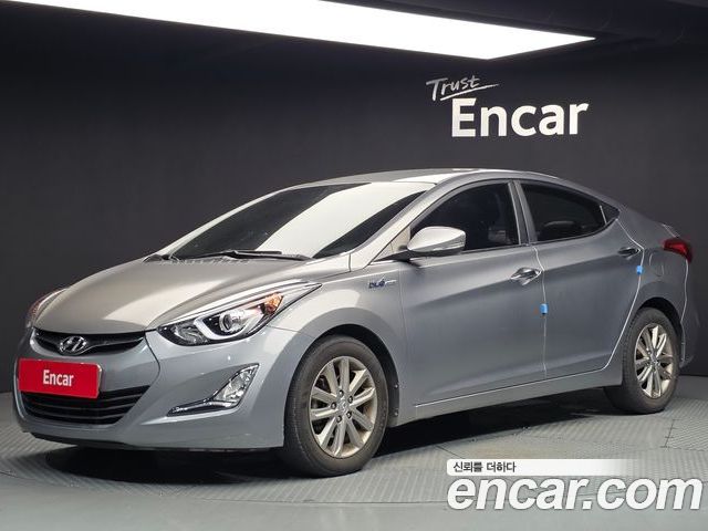 Hyundai AVANTE 2013