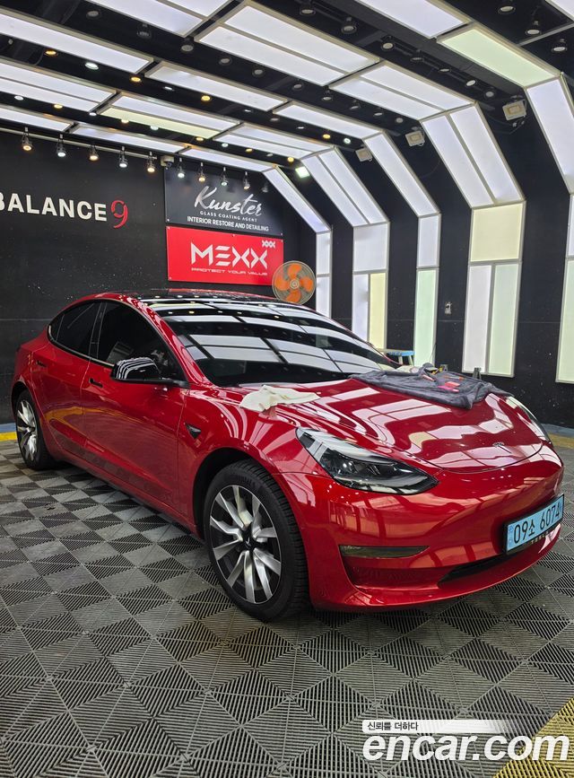 Tesla Model 3 2022