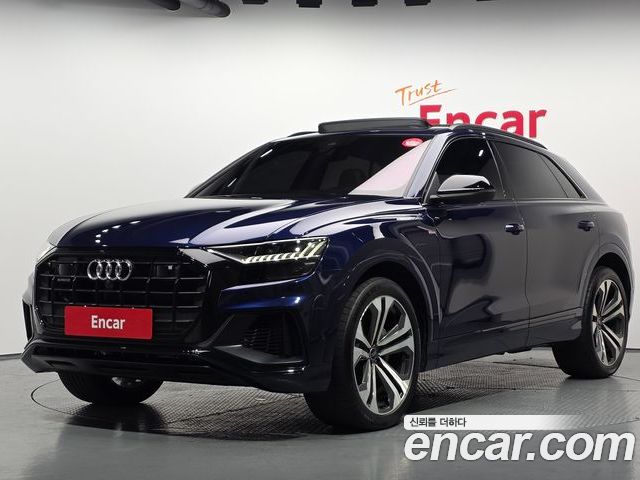 Audi Q8 2023