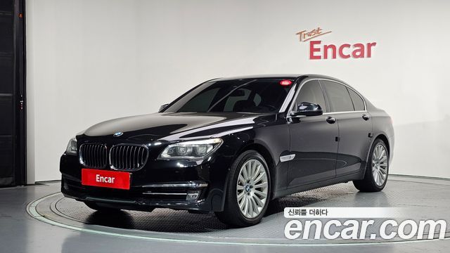 BMW 7-Series 2012
