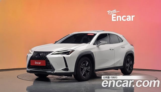 Lexus UX 2019