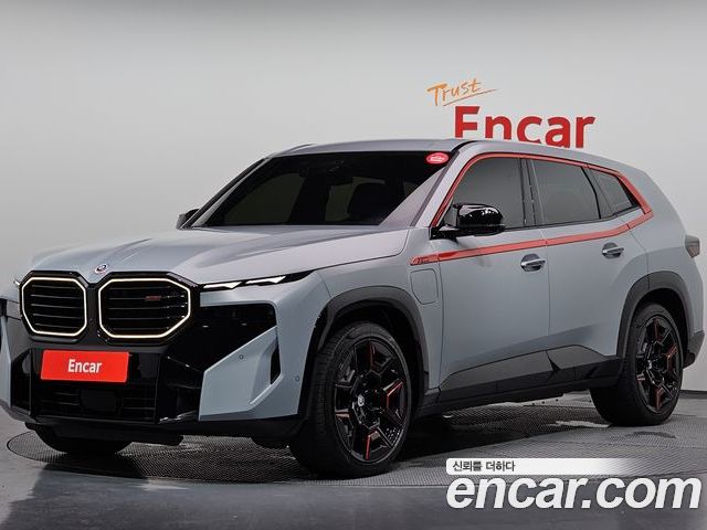 BMW XM 2024
