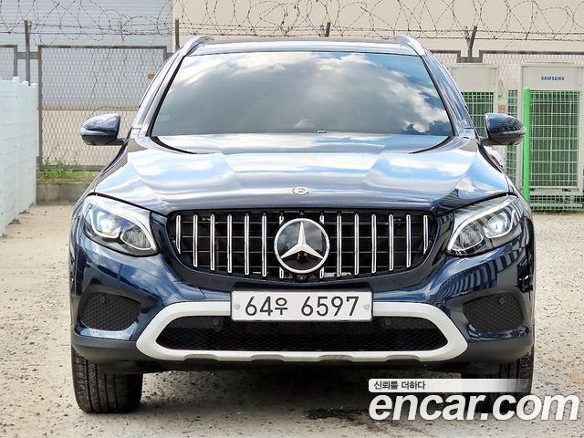 Mercedes-Benz GLC-Class 2019